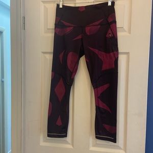 Lululemon running crop tight size 6